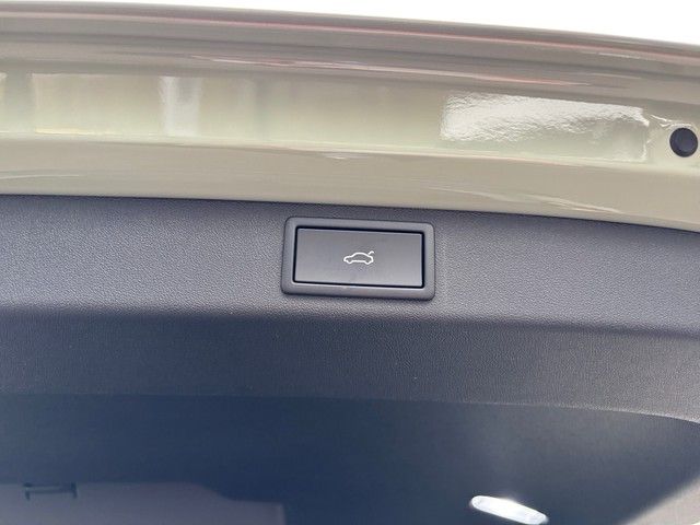 Fahrzeugabbildung SKODA Elroq 85 Loft +SHZ+BHZ Front+SHZ +Navi+