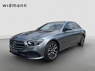 Mercedes E 220 - 1