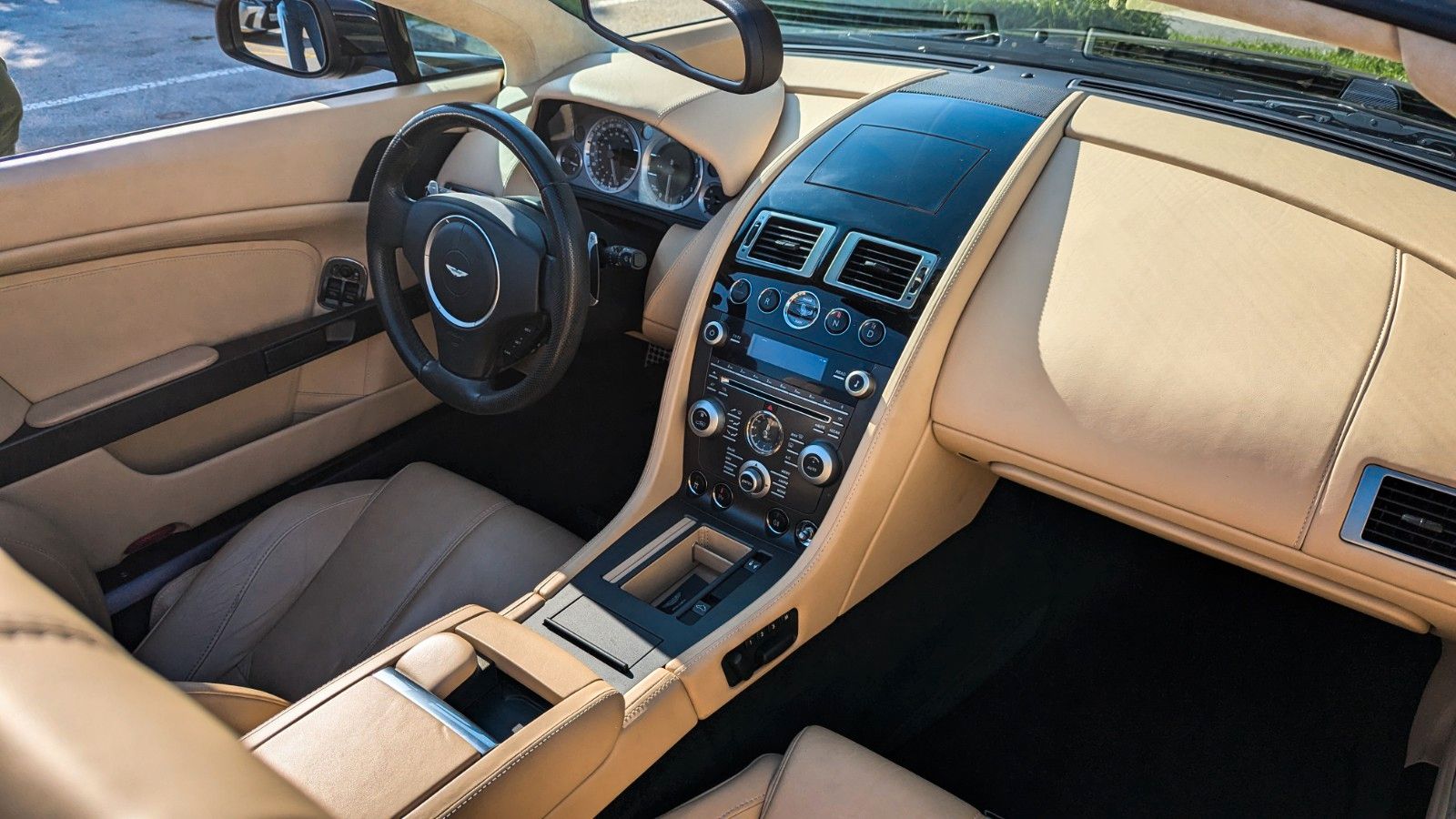 Aston Martin V8 Vantage – Ansicht 14