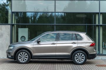 Volkswagen Tiguan - 5