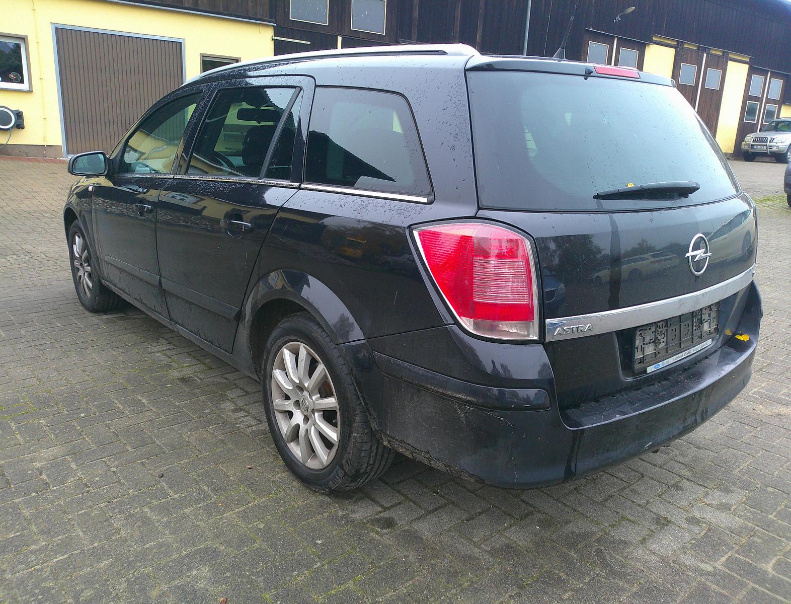 Opel Astra 2005 — двигун 1.796 cm³, 125 HP (92kW)
