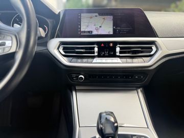 BMW 320 - 8