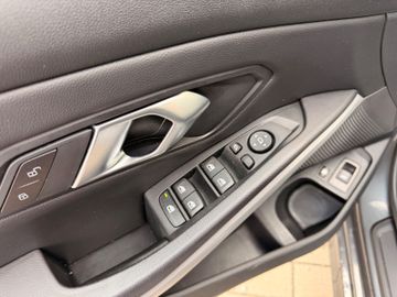 BMW 330 - 10