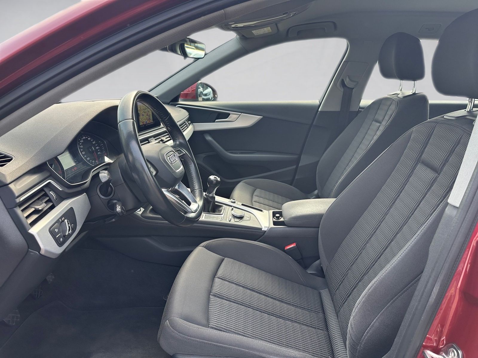 Fahrzeugabbildung Audi A4 Avant 1.4 TFSI design AHK,Navi,SHZ,Klimaaut.