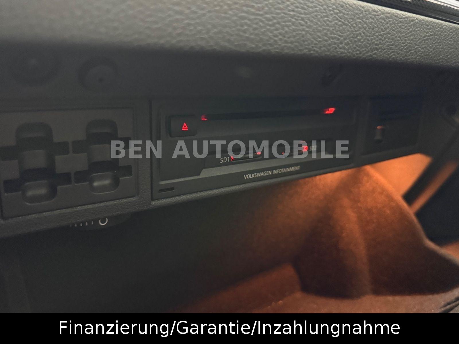 Volkswagen Golf VII Lim. 2.0 TDI Highline BMT PANO*NAVI*PDC
