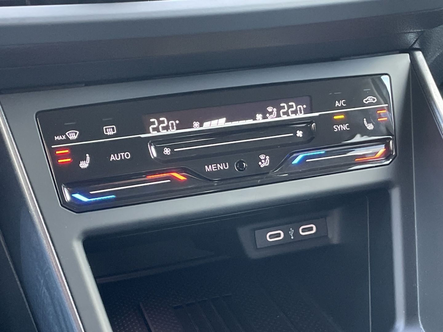 Taigo 1.0 TSI DSG Style IQ.Light/Kamera/ACC/Navi