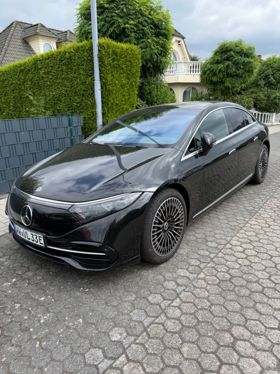 Image of Mercedes-Benz EQS