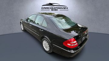 Mercedes E 200 - 5