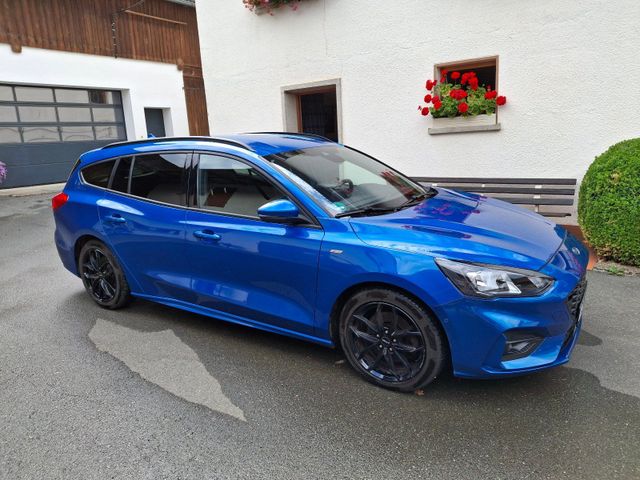 Ford Focus  ST-Line Turnier 110 KW/150 PS,...