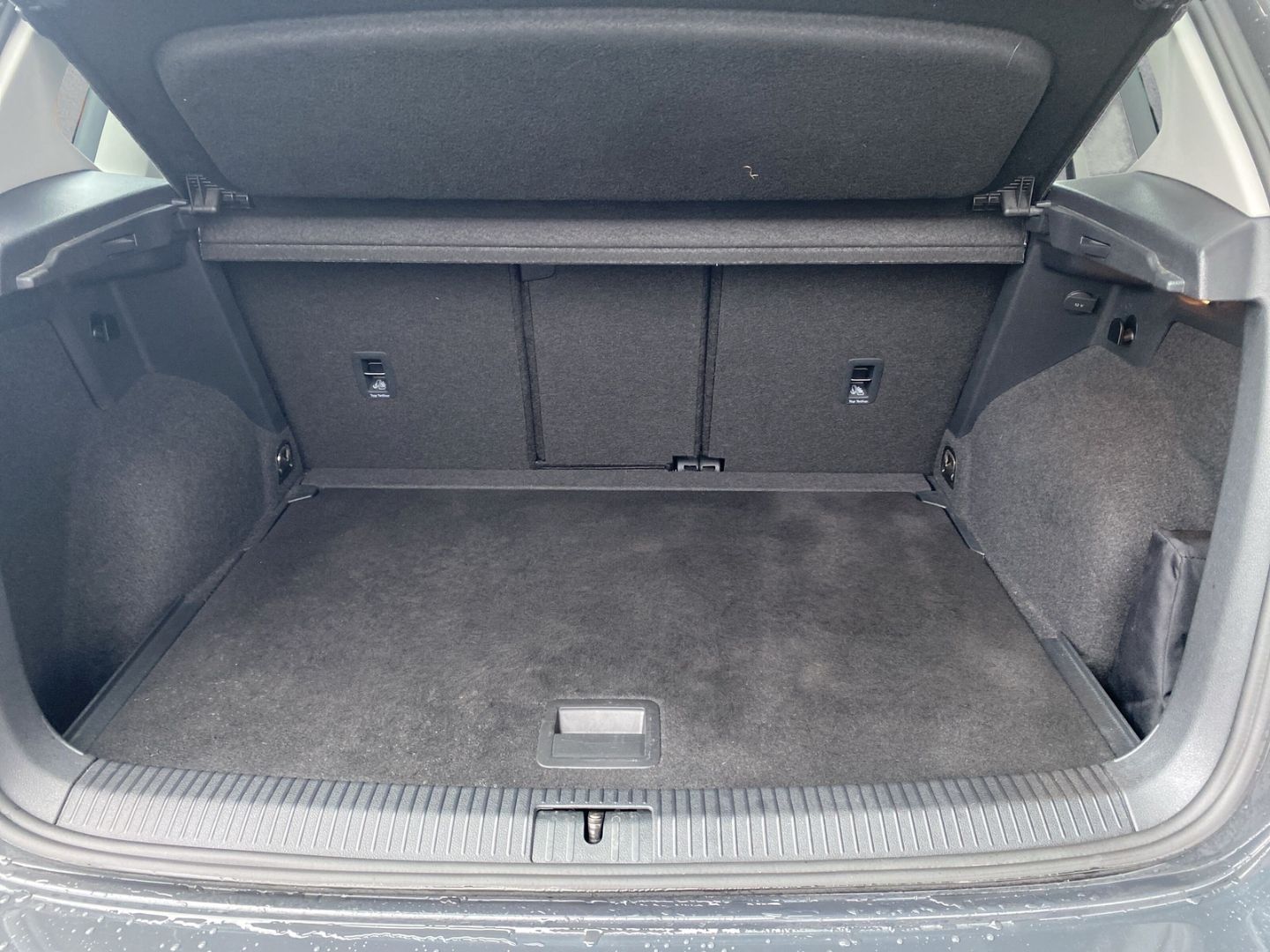 Fahrzeugabbildung Volkswagen Golf Sportsvan VII Comfortline 1.6 TDI BMT Start