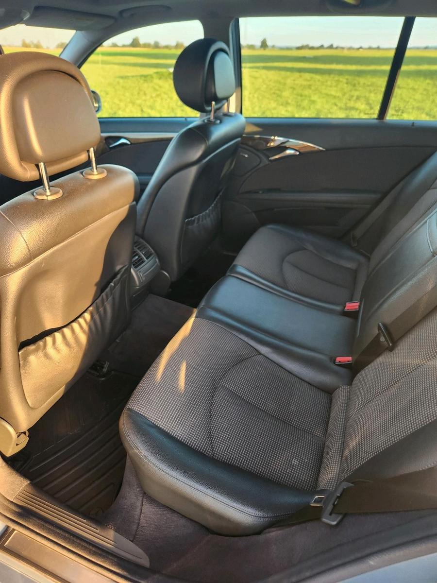 Mercedes-Benz 320 2005 — photo 7