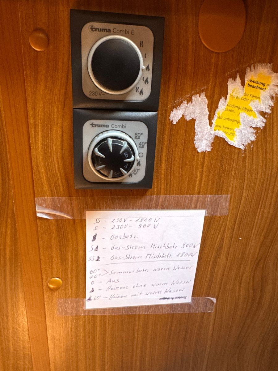 Fahrzeugabbildung Dethleffs GLOBEBUS T 004 FIAT KAMERA SAT TV LUFTFEDERUNG