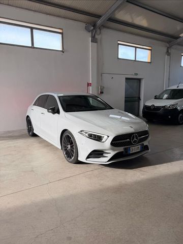 MERCEDES-BENZ A 200 A A 200 d