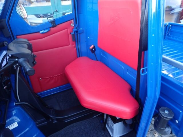 Fahrzeugabbildung Piaggio Ape 50 Cross Country blau, Lieferung in ganz Deu