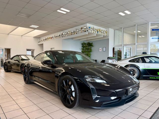 Porsche Taycan Turbo Panorama / HeadUp / InnoDrive / 21"