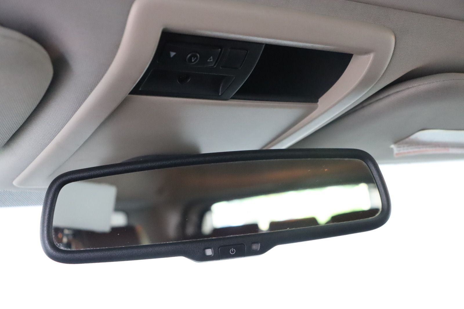 Fahrzeugabbildung Jeep Commander 3.0 CRD Autom.* Standhzg.