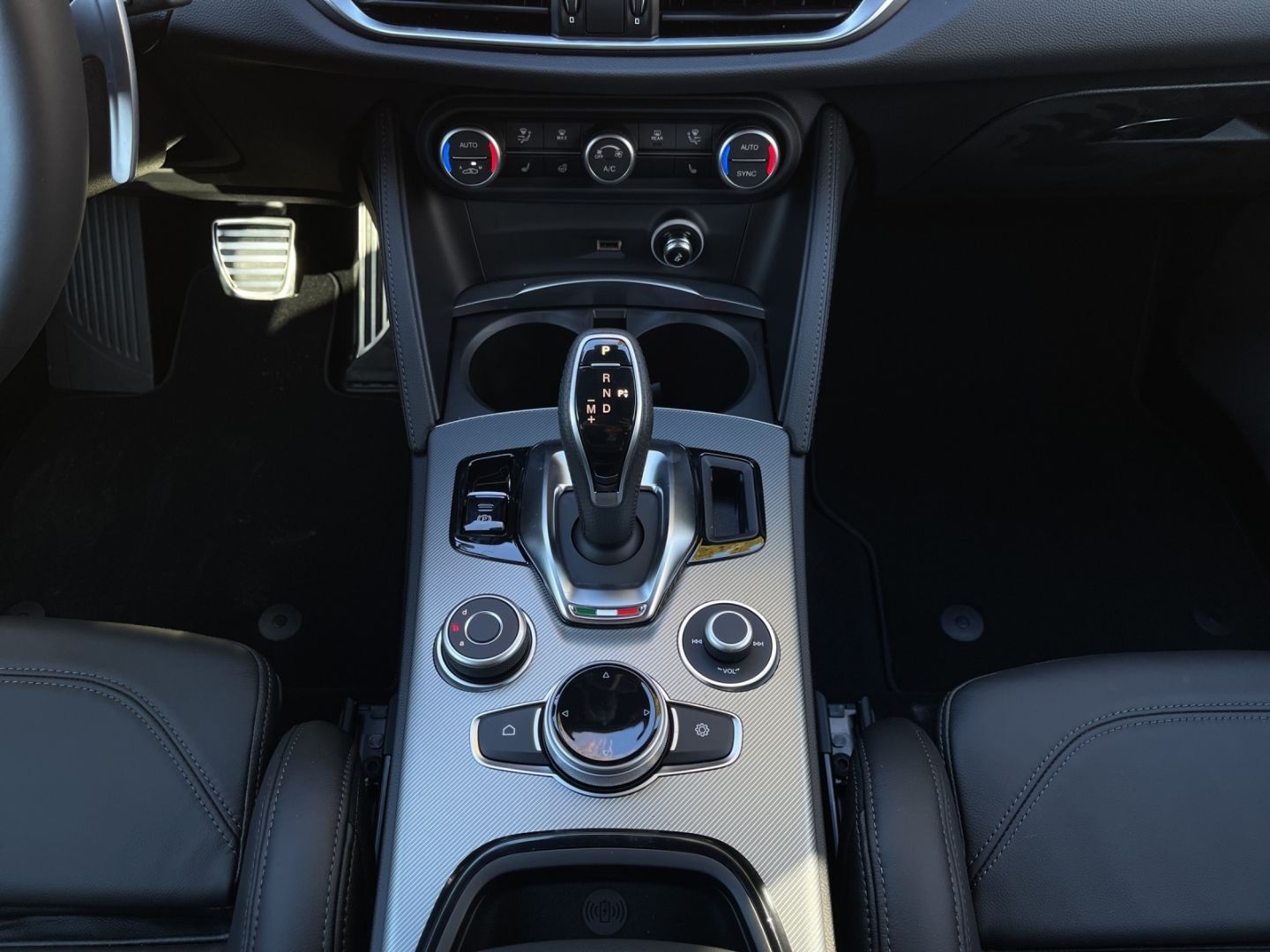 Alfa Romeo Stelvio - Bild 17