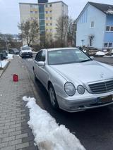 Mercedes-Benz E 200 CDI CLASSIC Classic - gebrauchte Mercedes-Benz E 200 aus dem Jahr 2000