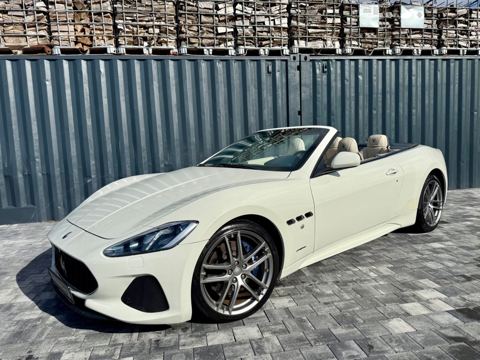 MASERATI GranCabrio