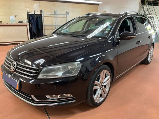 Volkswagen Passat Highline/Sport+Pano+PDC+Standheizung+AHK