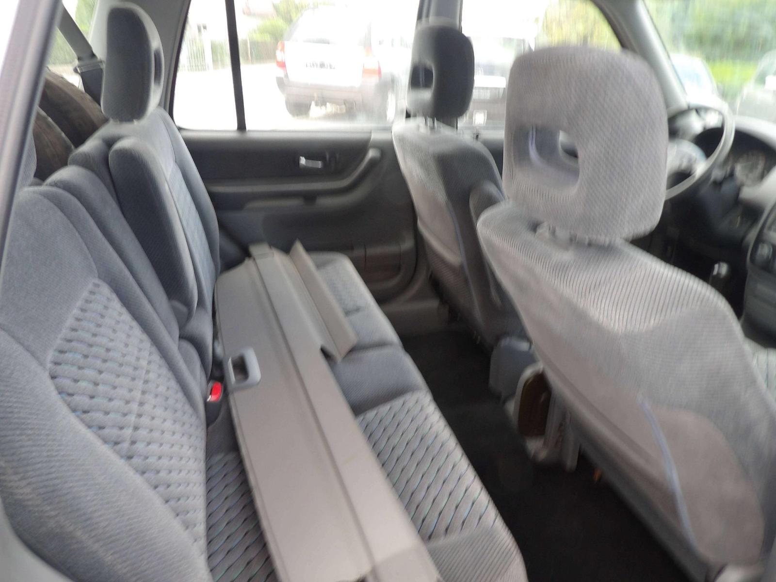 HONDA CR-V 2.0i 147ch 4x4 - CLIMATISATION - ATTELAGE - JANTES ALLIAGE