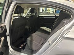 VW Passat - Ansicht 16