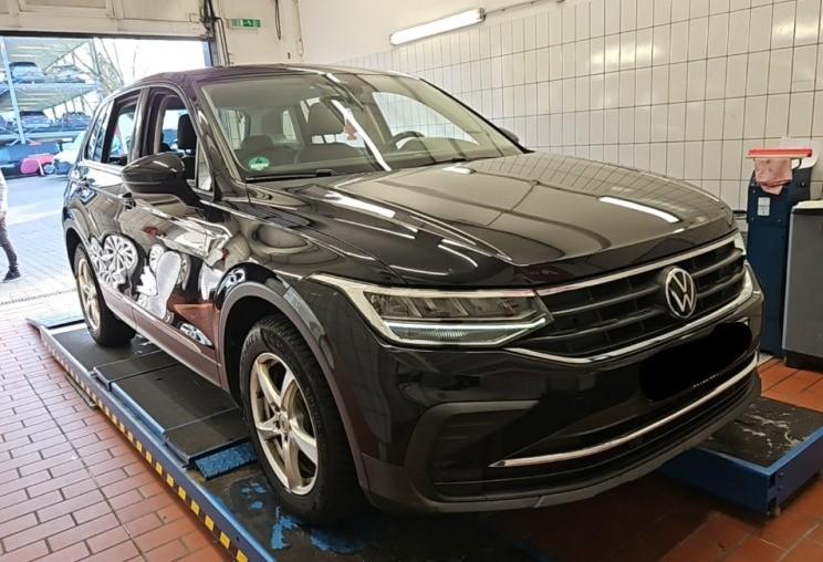 Volkswagen Tiguan PDC*1Hand*CarPlay*SHZ*Navi*LED*NotBrems