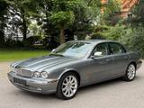 Jaguar XJ8 4.2 V8 Aut. SE Classic - gebrauchte Jaguar XJ8 aus dem Jahr 2004