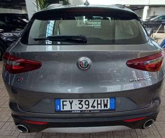 Alfa-Romeo Stelvio - 3