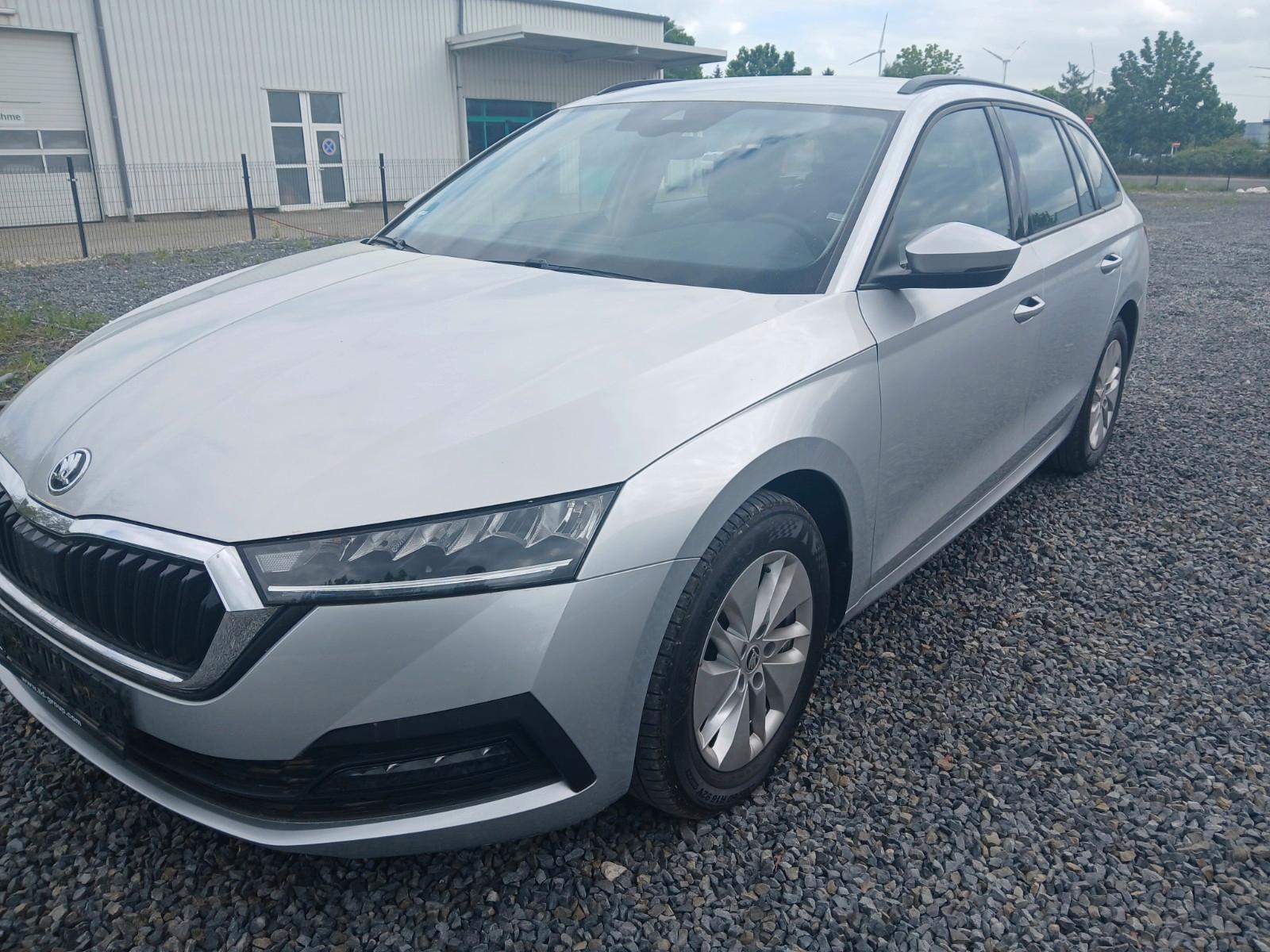 Skoda Octavia Combi Stely