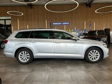 Volkswagen Passat *KEYLESS*ACC*AHK*NAV*3-ZONEN*LED*