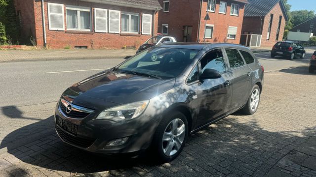 Opel Astra J Sports Tourer Edition