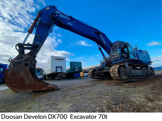 Doosan DX700 LC LO BIG  Develon Kettenbagger TL + OQ120