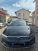Volkswagen Passat Variant 2.0 TDI SCR DSG Business Vari... - VW Passat Variant Gebrauchtwagen in München