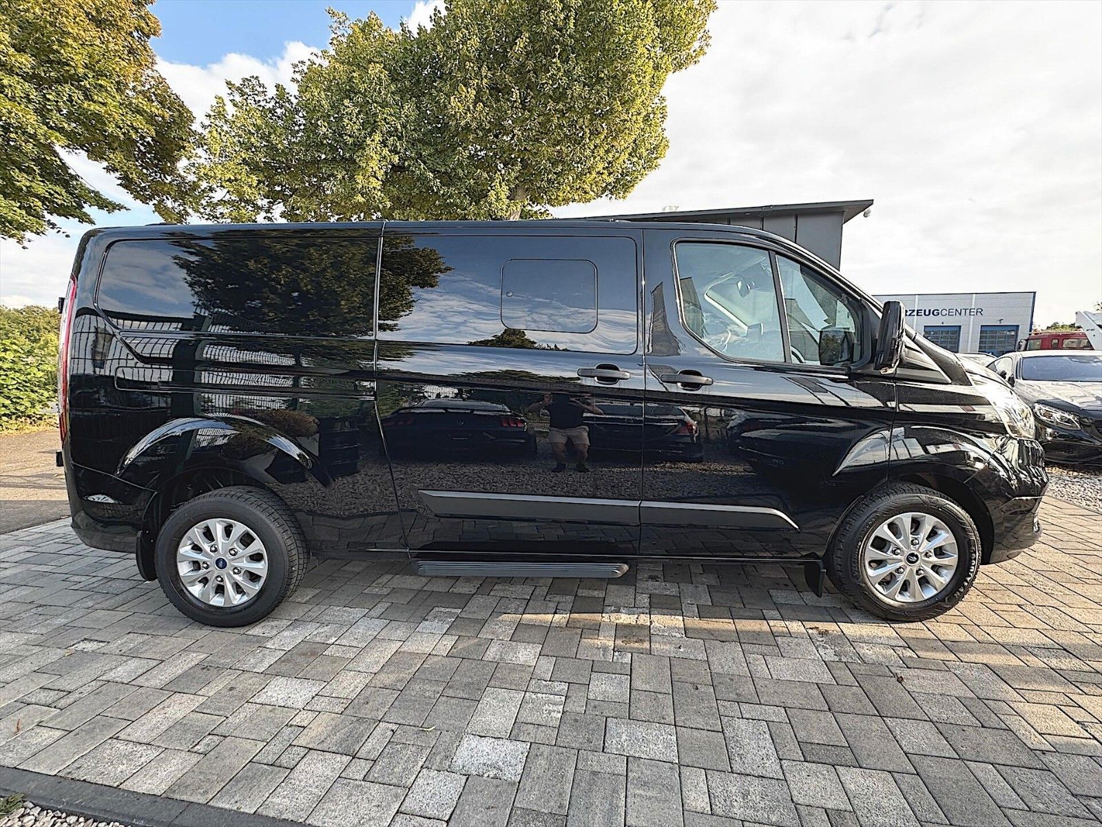 Fahrzeugabbildung Ford Transit Custom Mixto 320 L2 Trend *LED*Kamera*