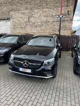 Mercedes-Benz GLC 43 AMG Mercedes 4MATIC DISTR PANO - : Geländewagen, Mercedes