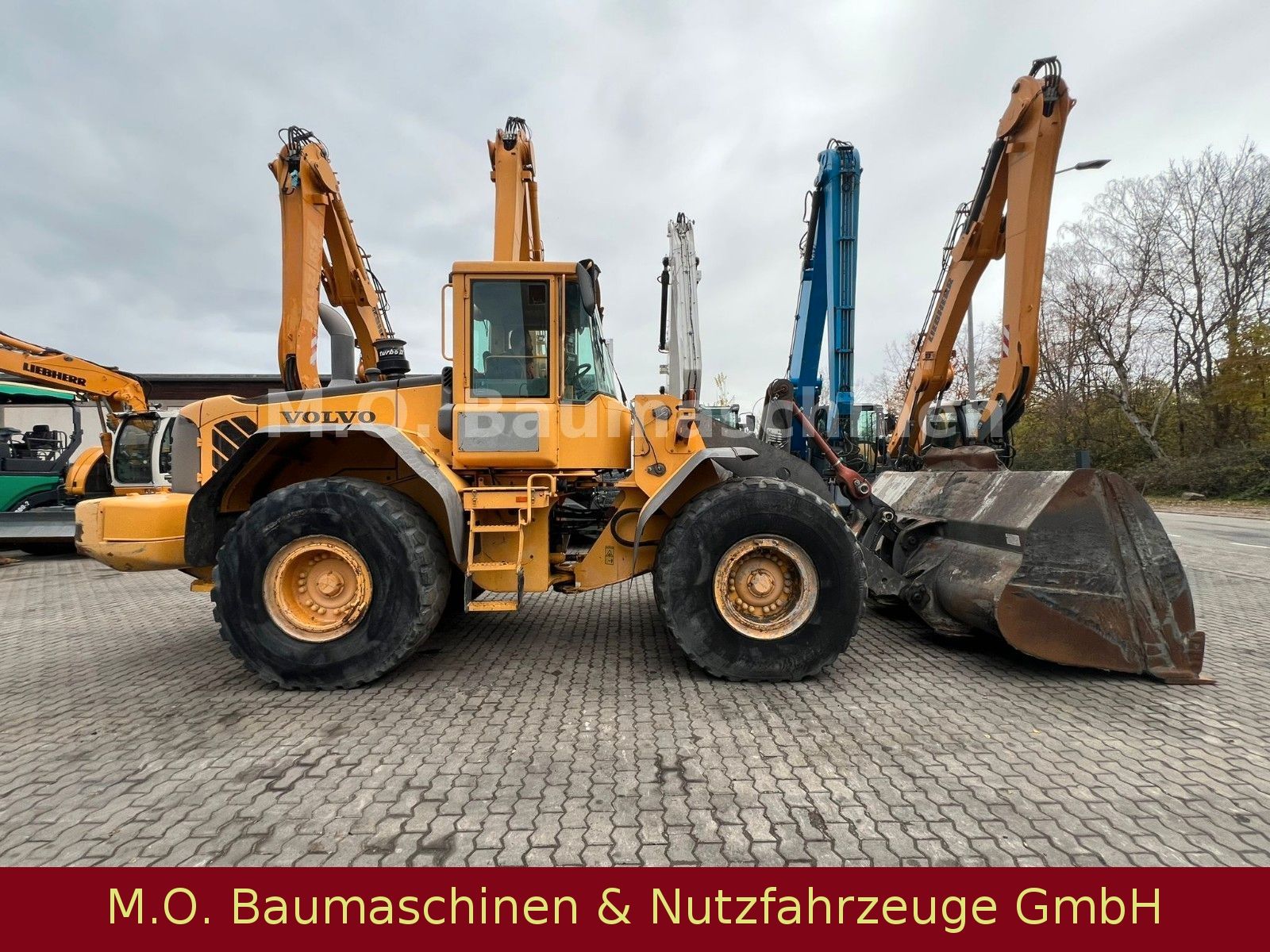 Fahrzeugabbildung Volvo L 120 E /BSS/Waage /AC / ZSA/