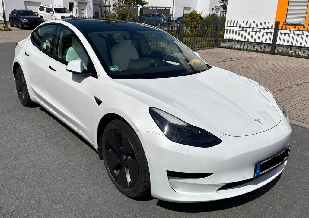 Image of Tesla Model 3