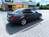 BMW 325i  neu TÜV | Automatik | Leder | Navi | CarPl