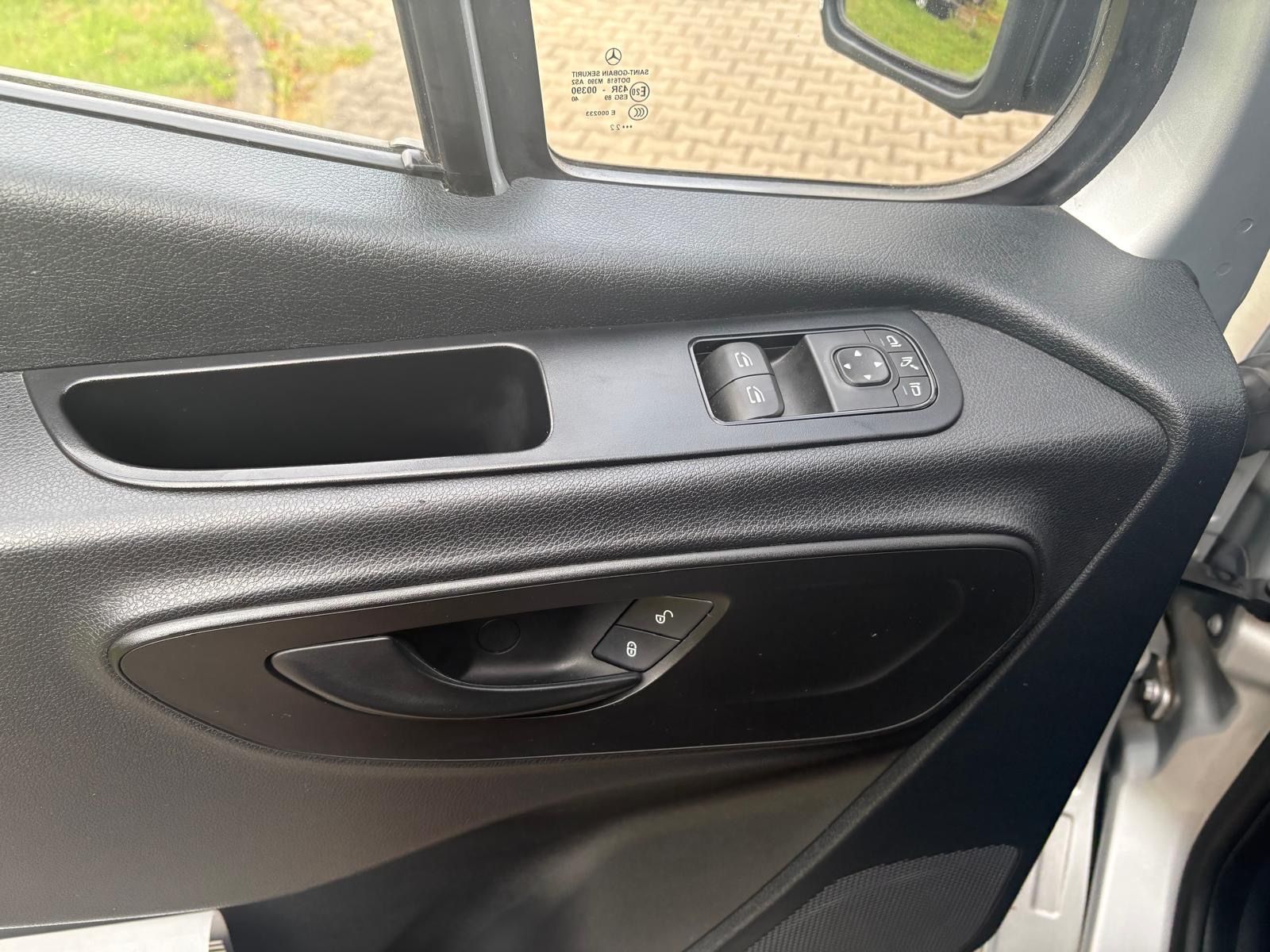Fahrzeugabbildung Mercedes-Benz Sprinter III Kasten FWD /215 CDI L2/ unfallfrei