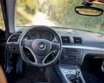 BMW 118 - 10