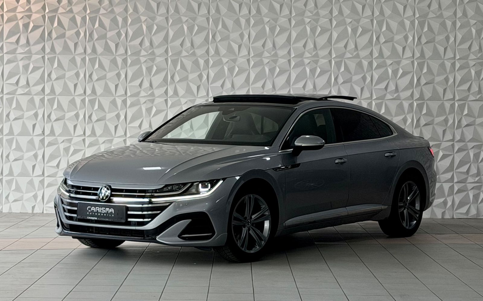 VW Arteon R-Line 4M|AHK|MATRIX|STHDZ|H&amp;K|PANO|SPUR|