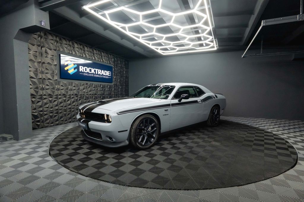 Image of Dodge Challenger