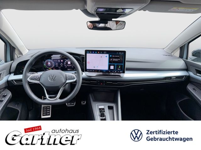 Golf VIII ENERGY 1.5 e-HYBRID DSG REAR VIEW NAVI