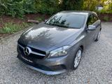 Mercedes-Benz A 180 Urban Rückfahrkamera TÜV Wartung neu - Mercedes-Benz A 180 mit Benzin-Antrieb: Limousine