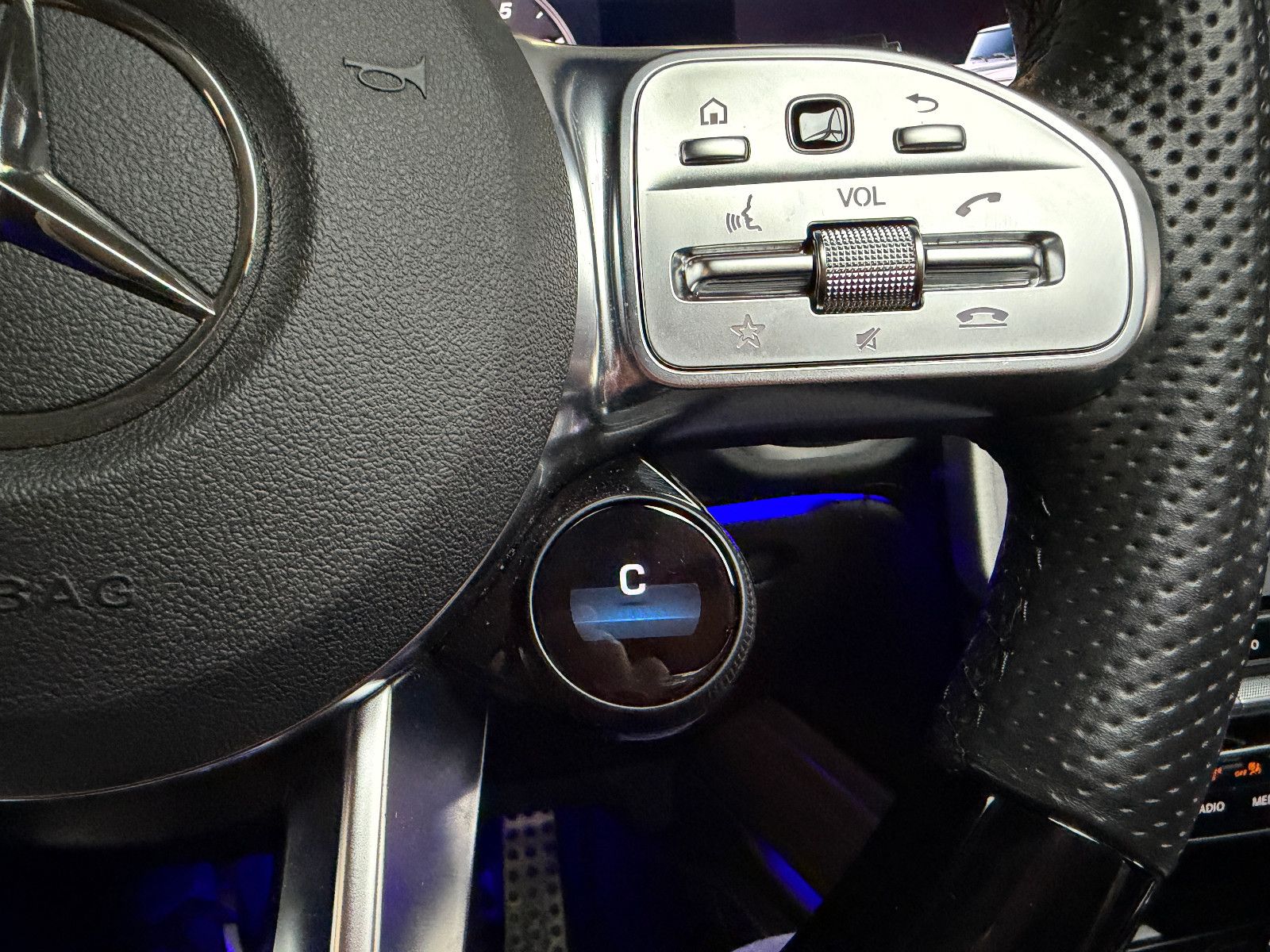 Fahrzeugabbildung Mercedes-Benz G 63 AMG/SUPERIOR/MASSAGE/MANUFAKTUR/