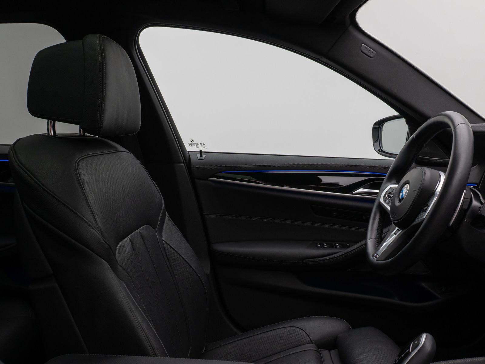 Fahrzeugabbildung BMW 540d xD M Sport Panoram Kamera Laser HUD H/K 19"