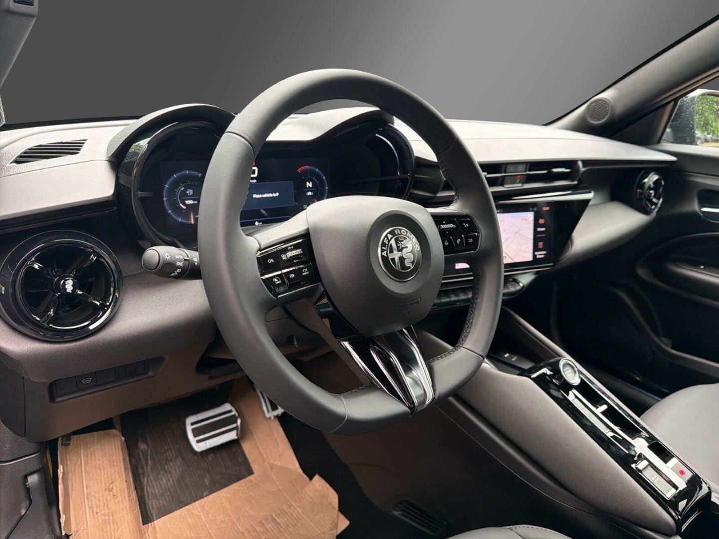 Fahrzeugabbildung Alfa Romeo Junior Ibrida TI 1,2 VGT 107kW MY26 -Technologie
