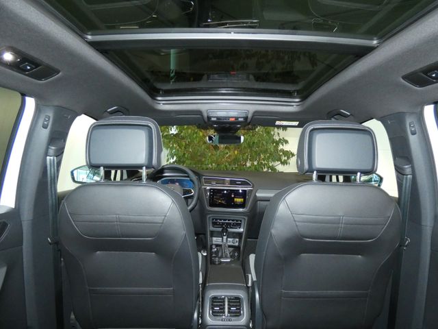Tiguan Allspace 2.0 TSI R-Line 4Motion AHK PANO