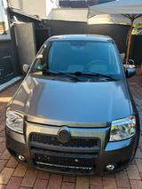 Fiat Panda 100HP - Fiat Panda Kleinwagen 100hp mit Benzin-Antrieb